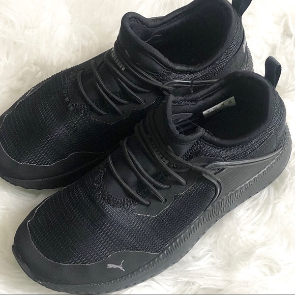 Black Puma Slip On Sneakers - Picture 1 of 7